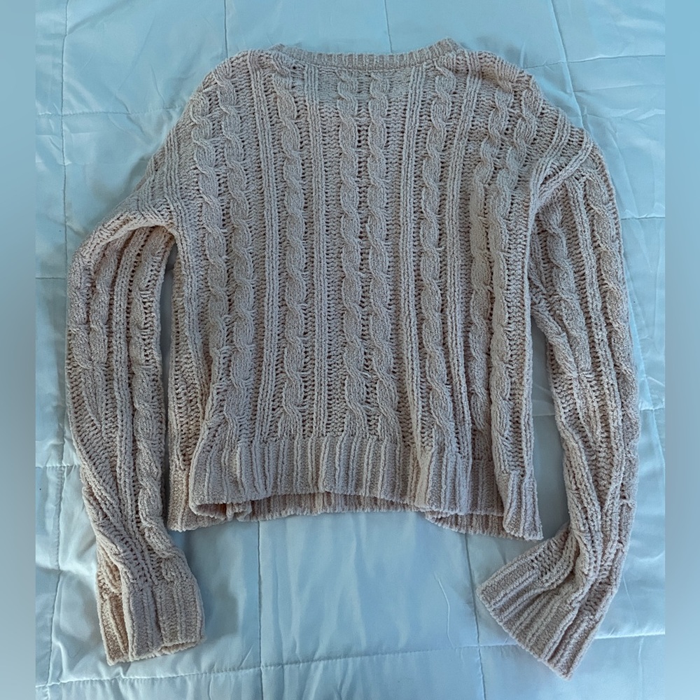 Light pink super soft Lone Tree women’s sweater size M